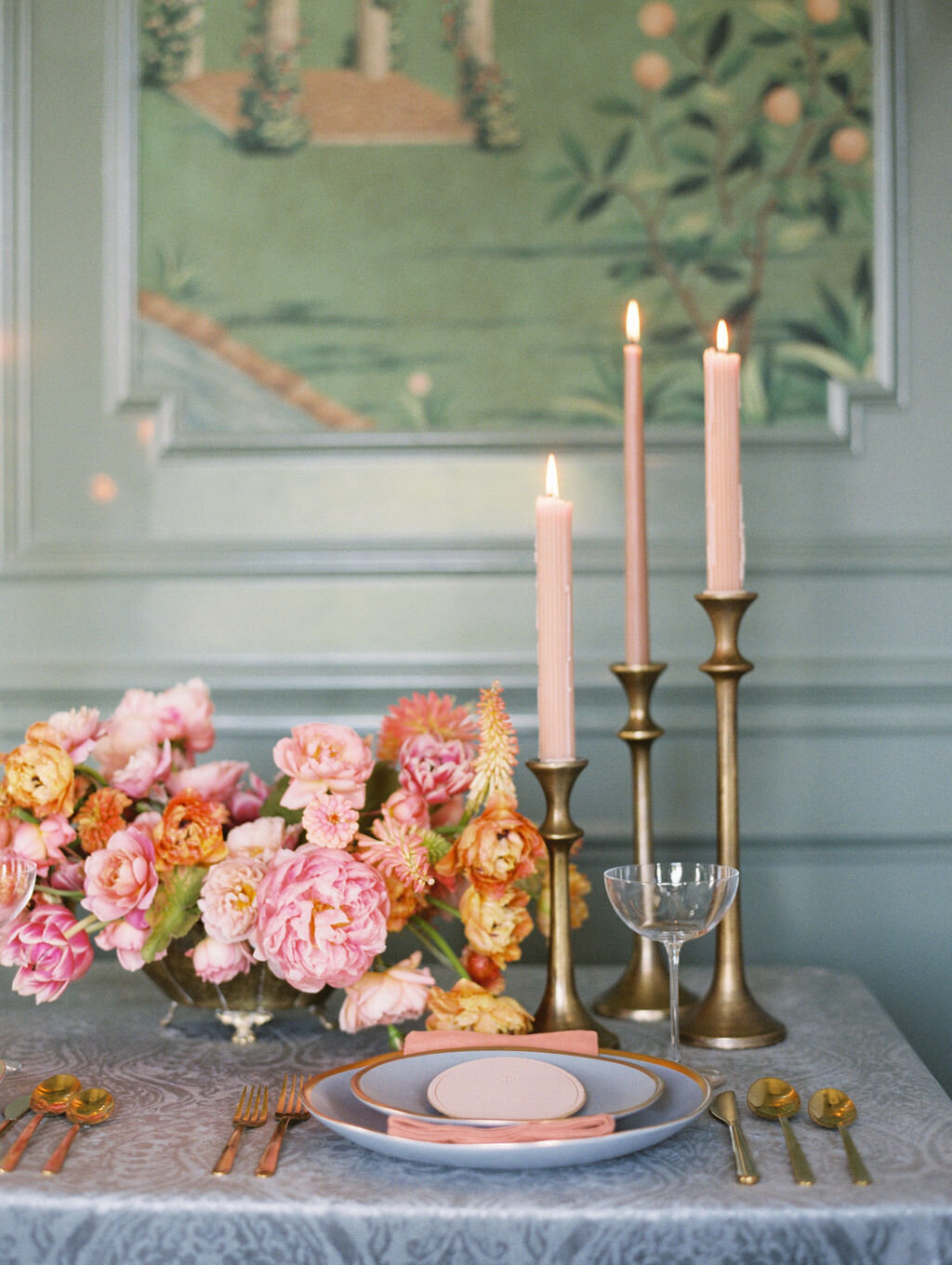 max-owens-design-english-floral-wedding-13-elegant-table