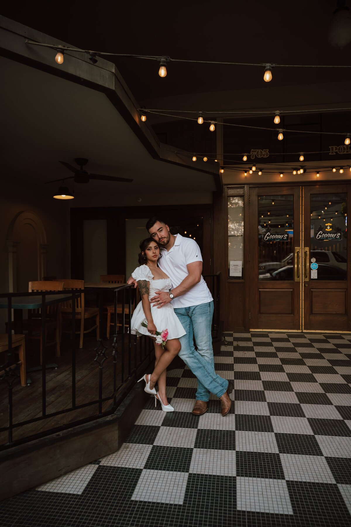 couple-downtown-amarillo-texas-photography