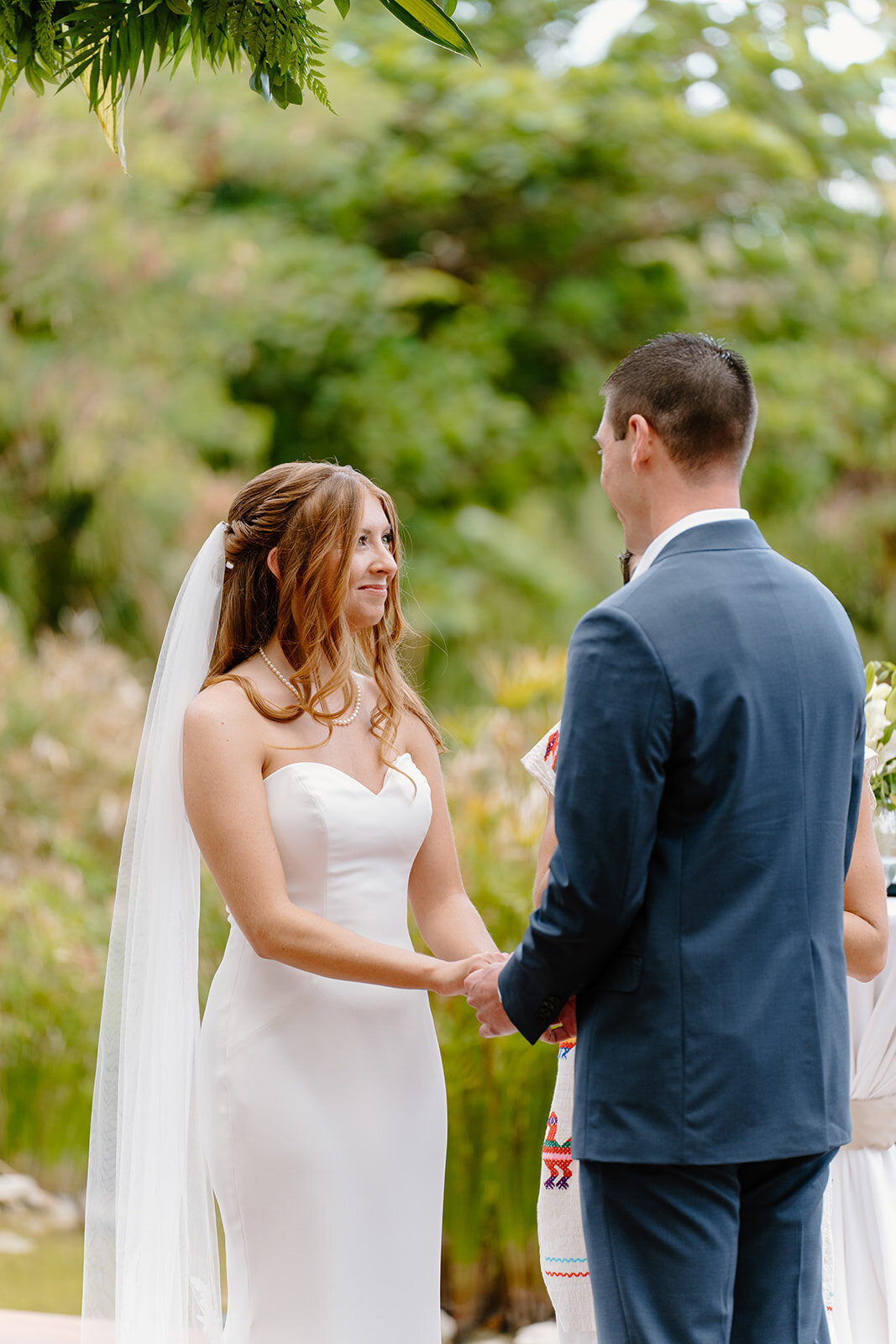 Dedrick-Wedding-SneakPeek-VibyCreative-18