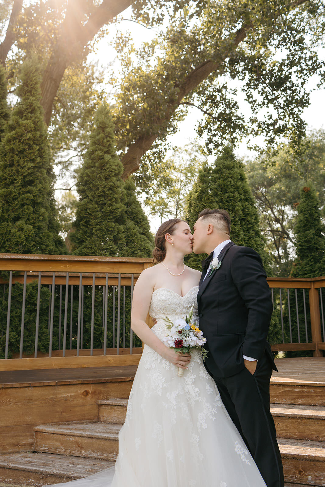Traditional summer church wedding Rochester MN | Oduma photography -262