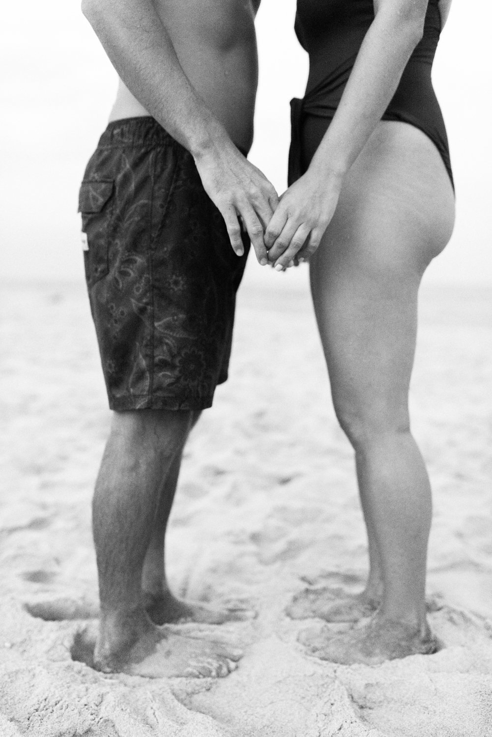 075_nj-wedding-photographer-belmar-beach-engagement-session-photo