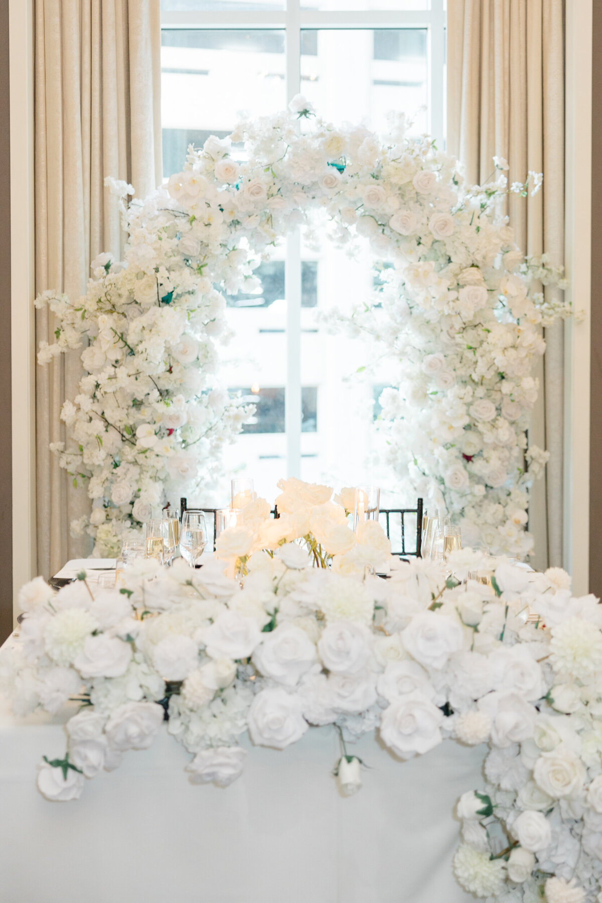 Lexi Benjamin Photography_Waldorf Astoria Chicago Wedding_09.21.24-190