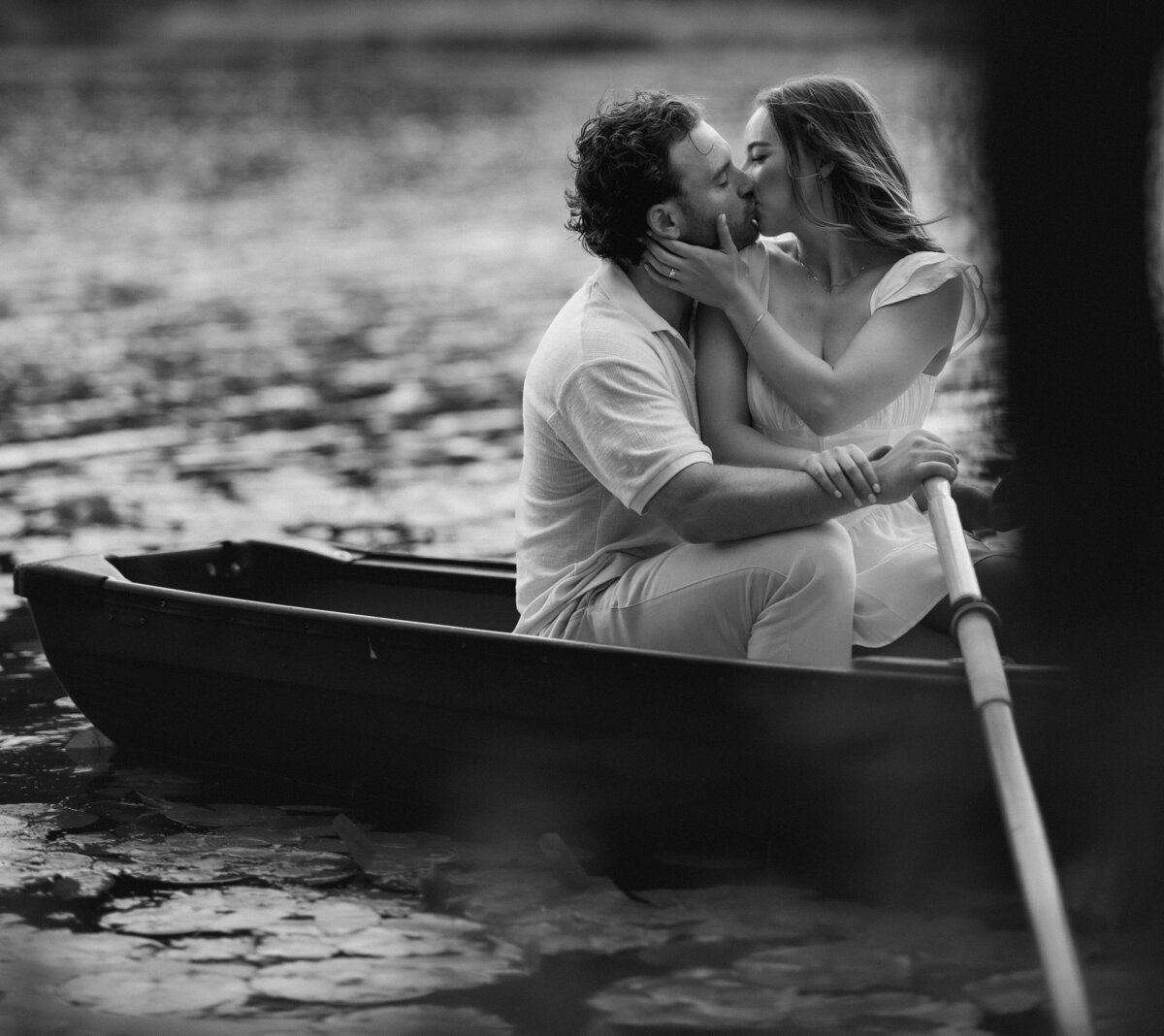 DaveJoceEngagementSessionBoatWeddingPhotographerEditorialTruetoColor12025-3