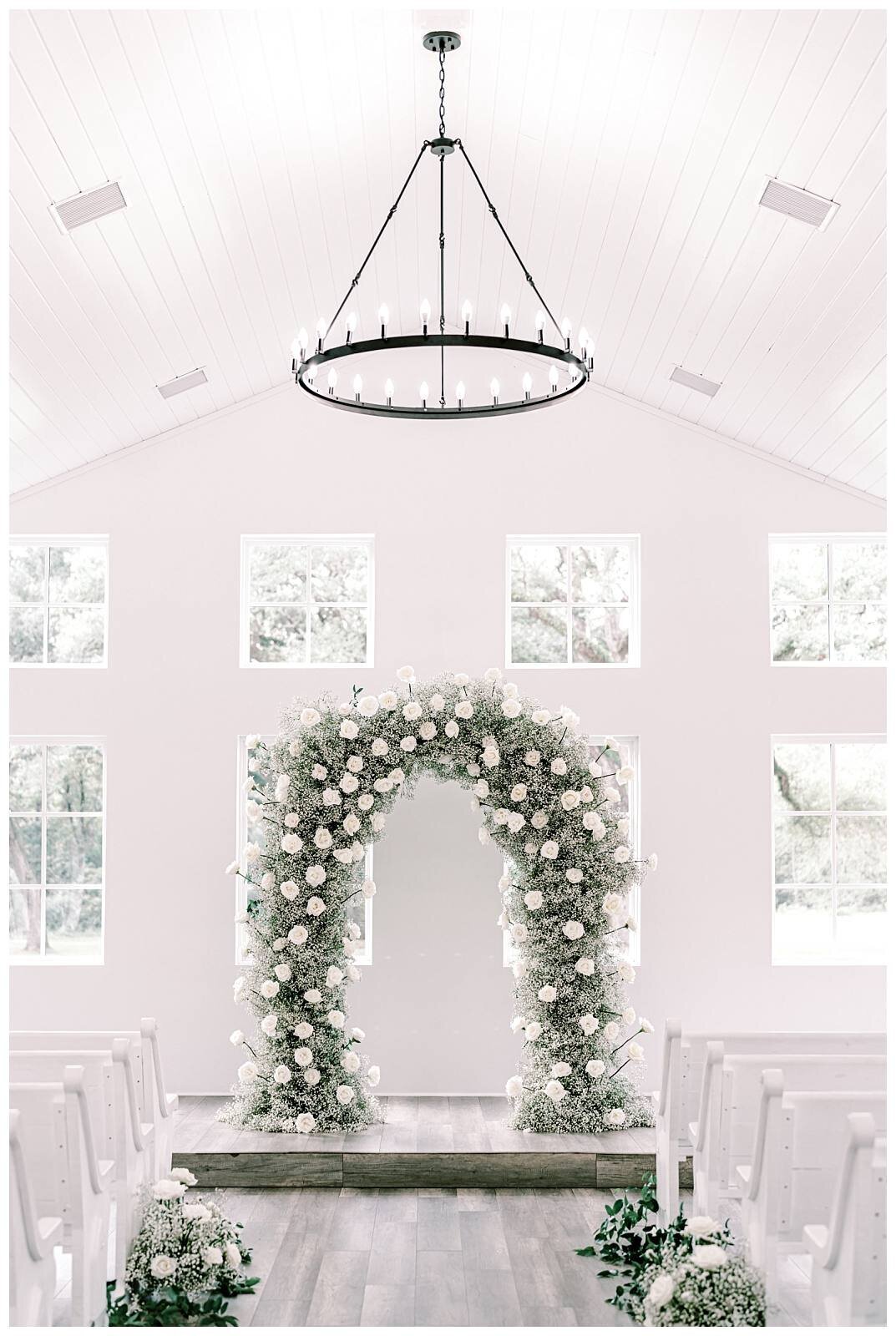 Addison Woods Wedding flower arch- Violet Martinez Photograpghy_0098
