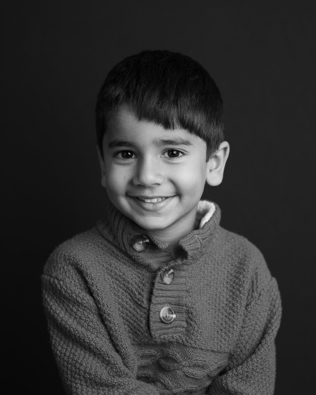 fine-art-school-picture-day-preschool-boy-black-and-white