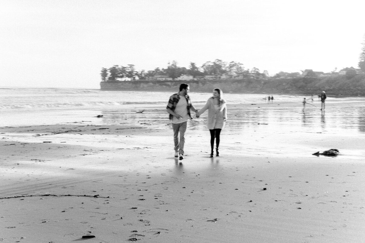 AJ Photography Armando Nevarez Wedding Photographer Filmmaker Cannon Beach Latourell Falls Oregon Weddings Elopement Elopements Photography Adventure Emotive Documentary1 (101)