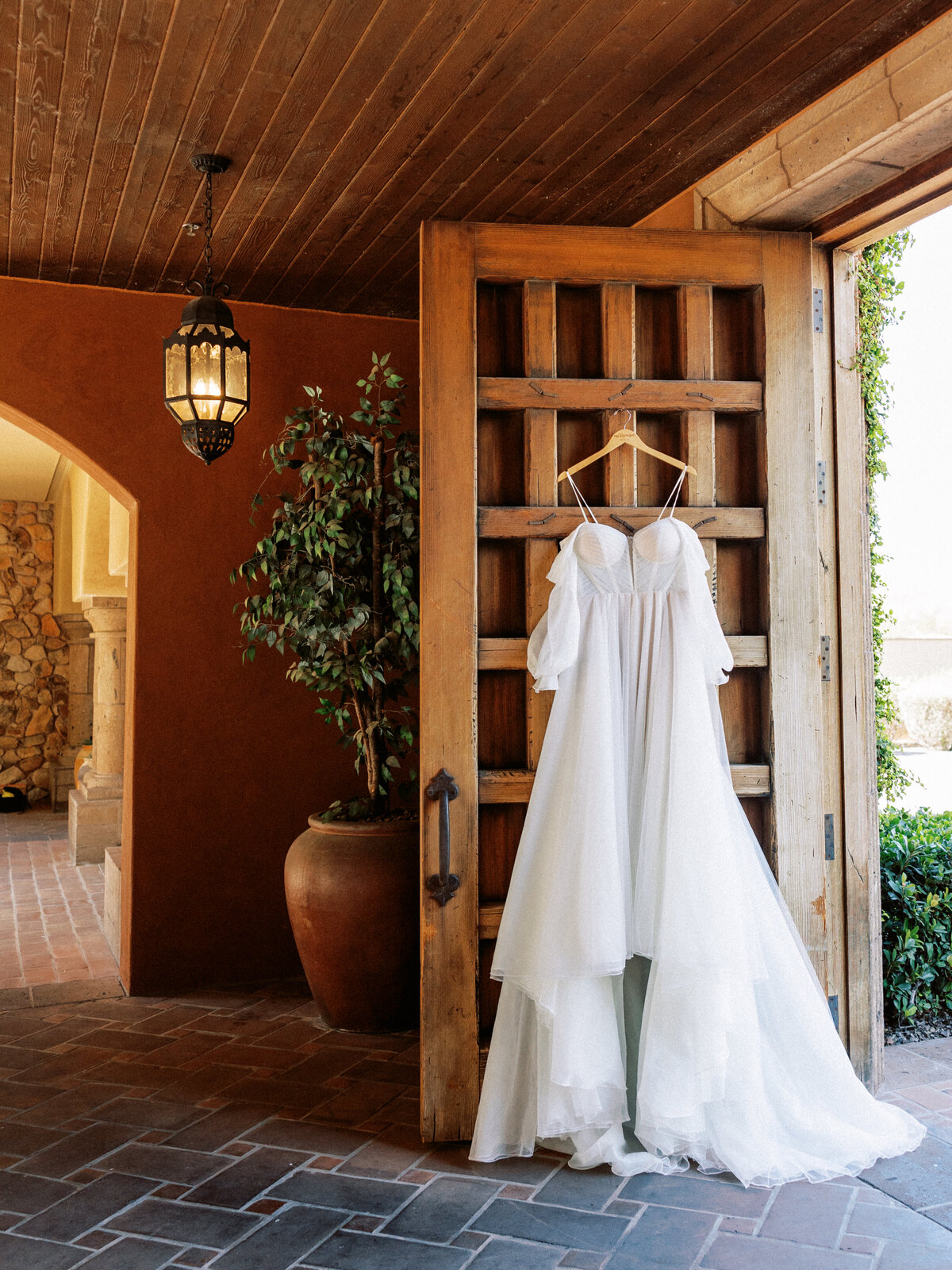 Jasmine+LoganWedding_Teasers-2