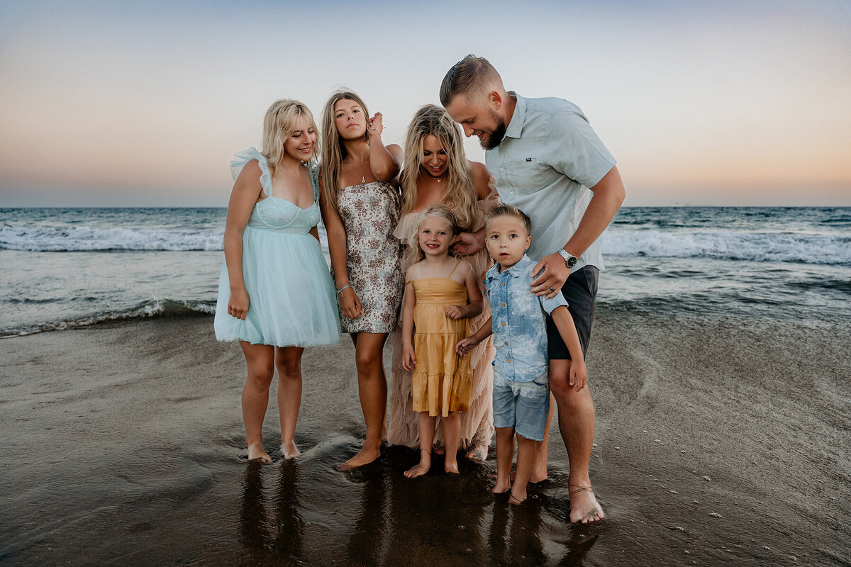 huntington-beach_family-photos_l07