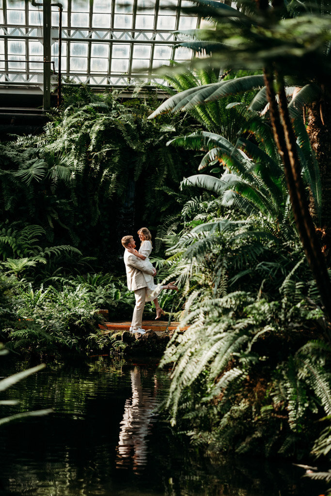 2-Palmer-House-Engagement-Session