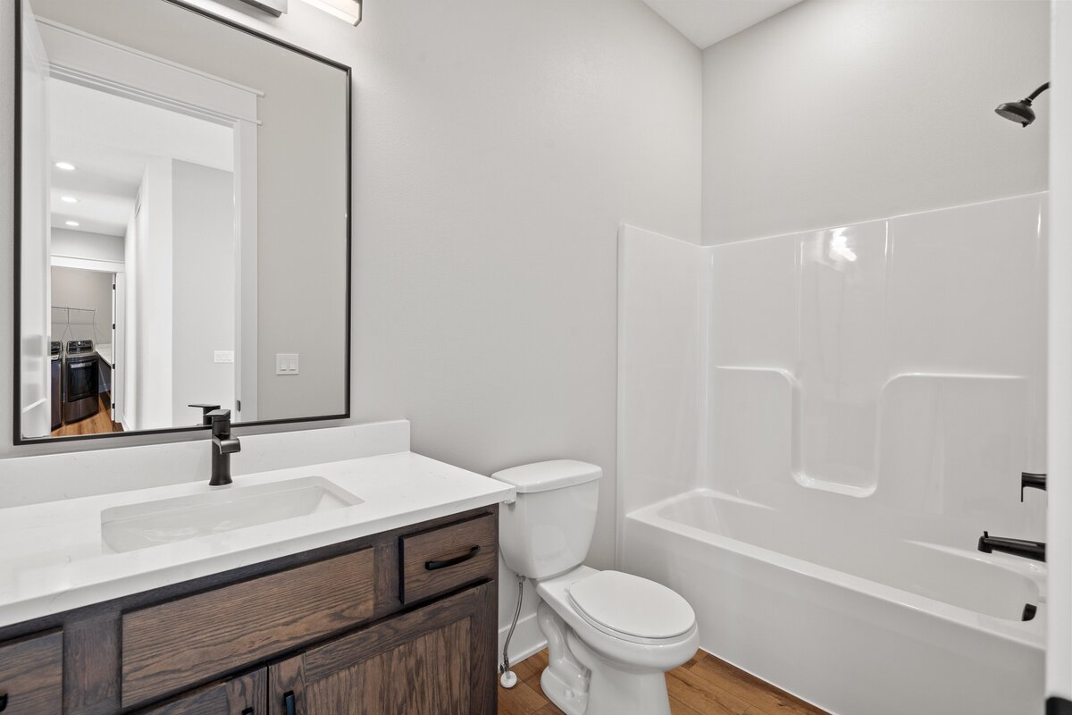 16-145 407 2nd St NW