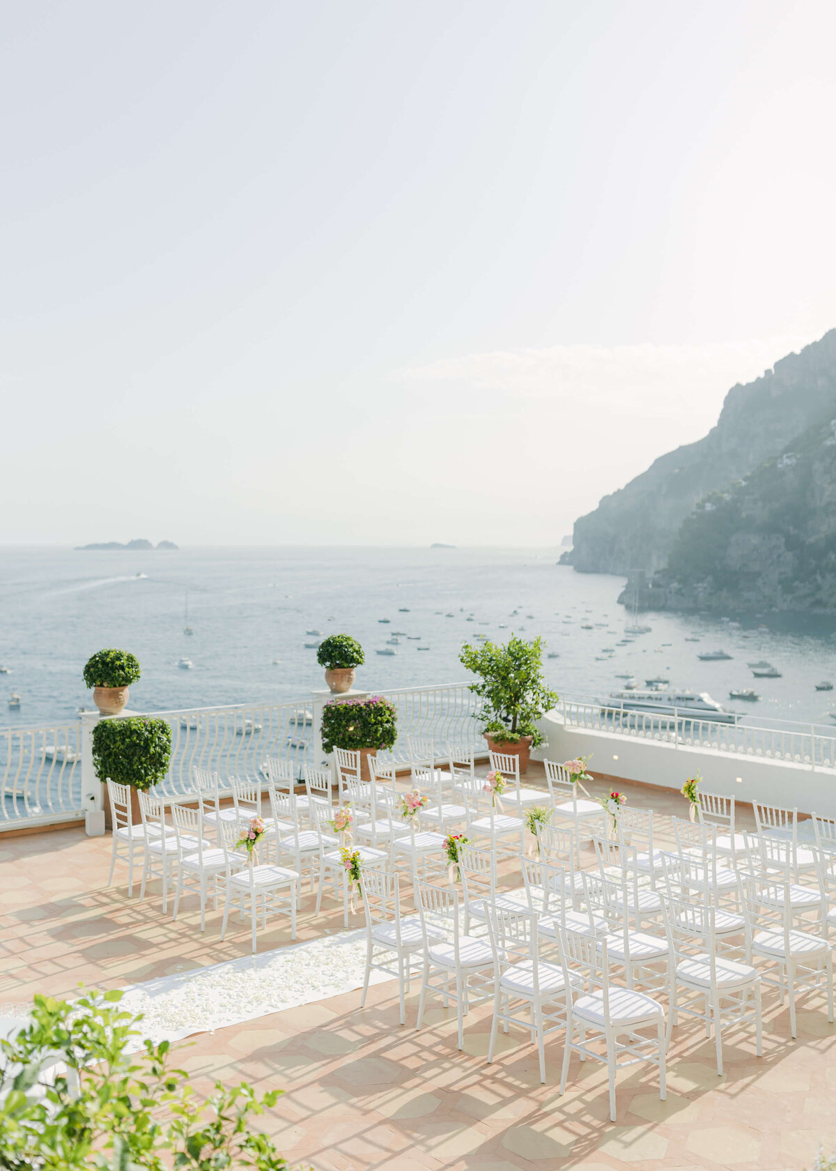 chloe-winstanley-italian-wedding-positano-hotel-marincanto-ceremony