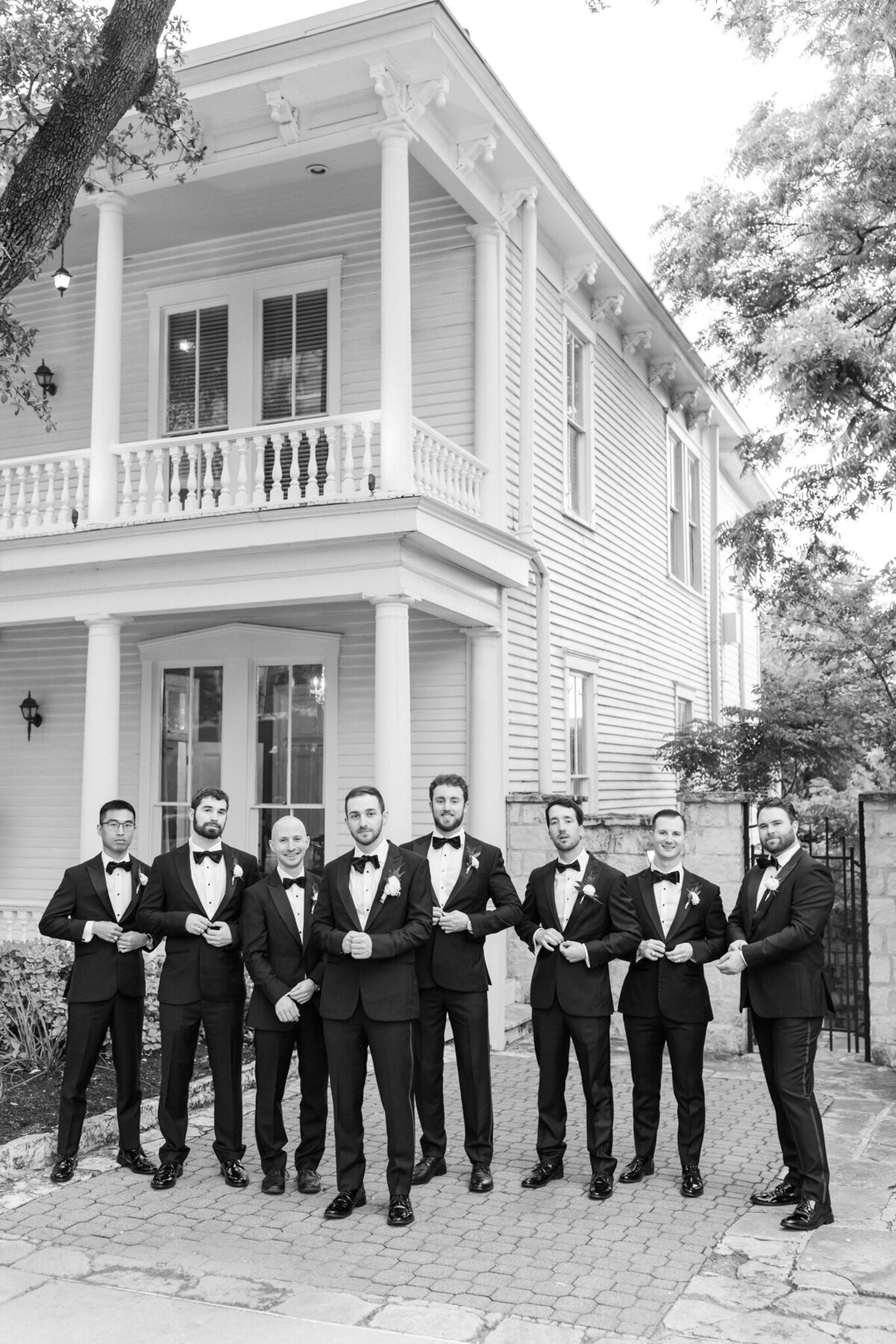 Allan-House-luxury-outdoor-Wedding-Jessica-Chole-Photography-Austin-San-Antonio-Texas-California-Wedding-Portrait-Engagement-Maternity-Family-Lifestyle-Photographer-Souther-Cali-TX-CA-Light-Airy-Bright-Fine-Art-Photography-38