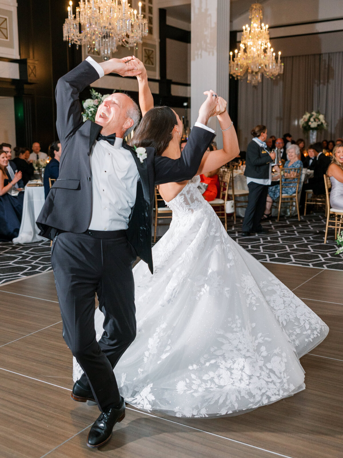 anne-troxel-photography-luxury-pittsburgh-wedding-nemacolin-woodlands-lgbtq-light-and-airy-123