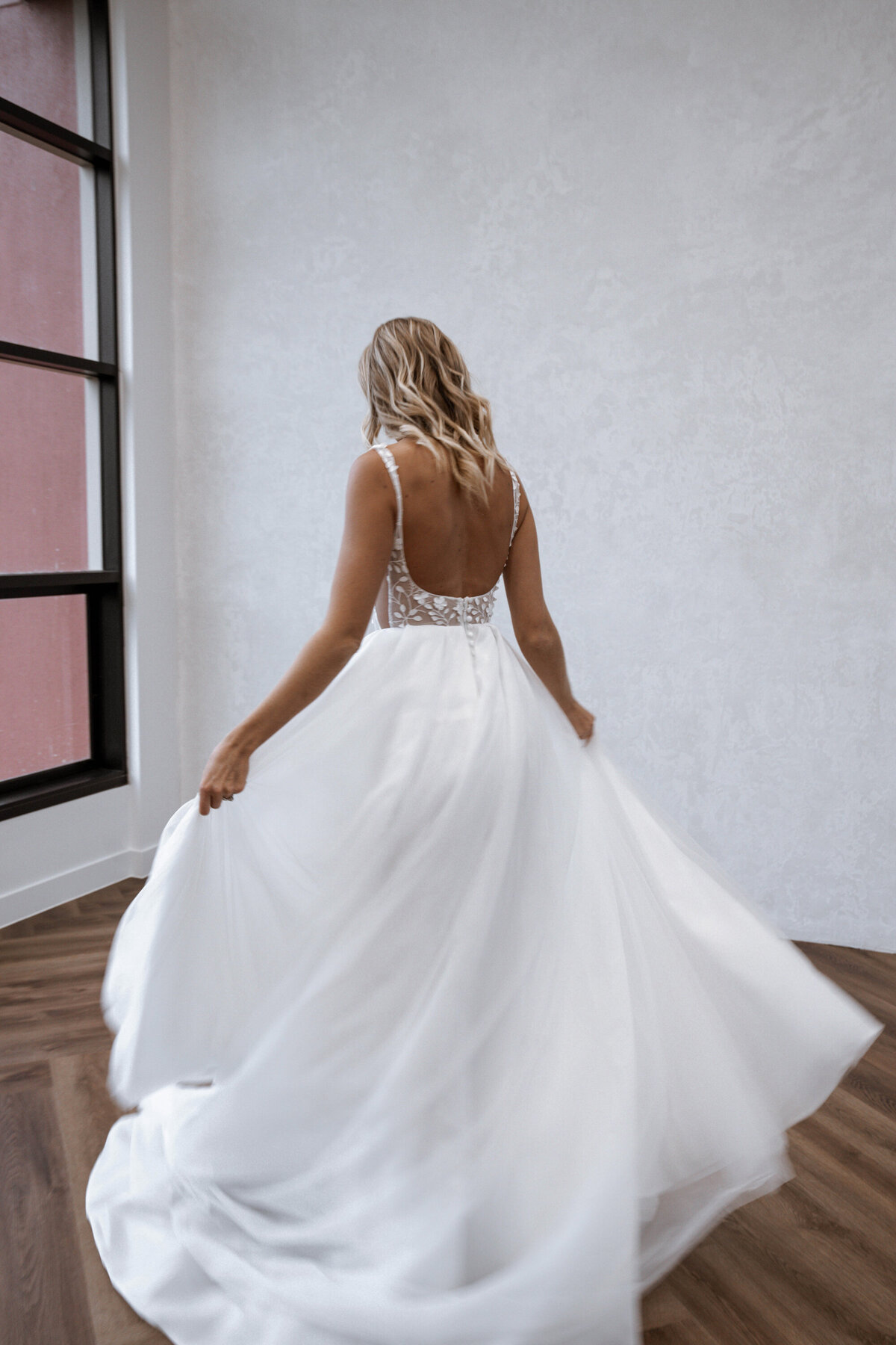 HUXLEY FLOWY_MWL-01582