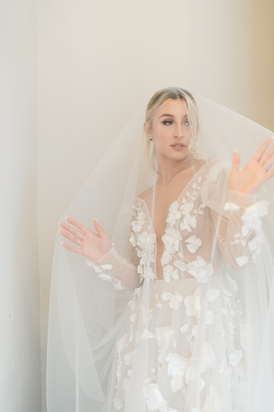 bridal-portraits-springfield-country-club-ma-15