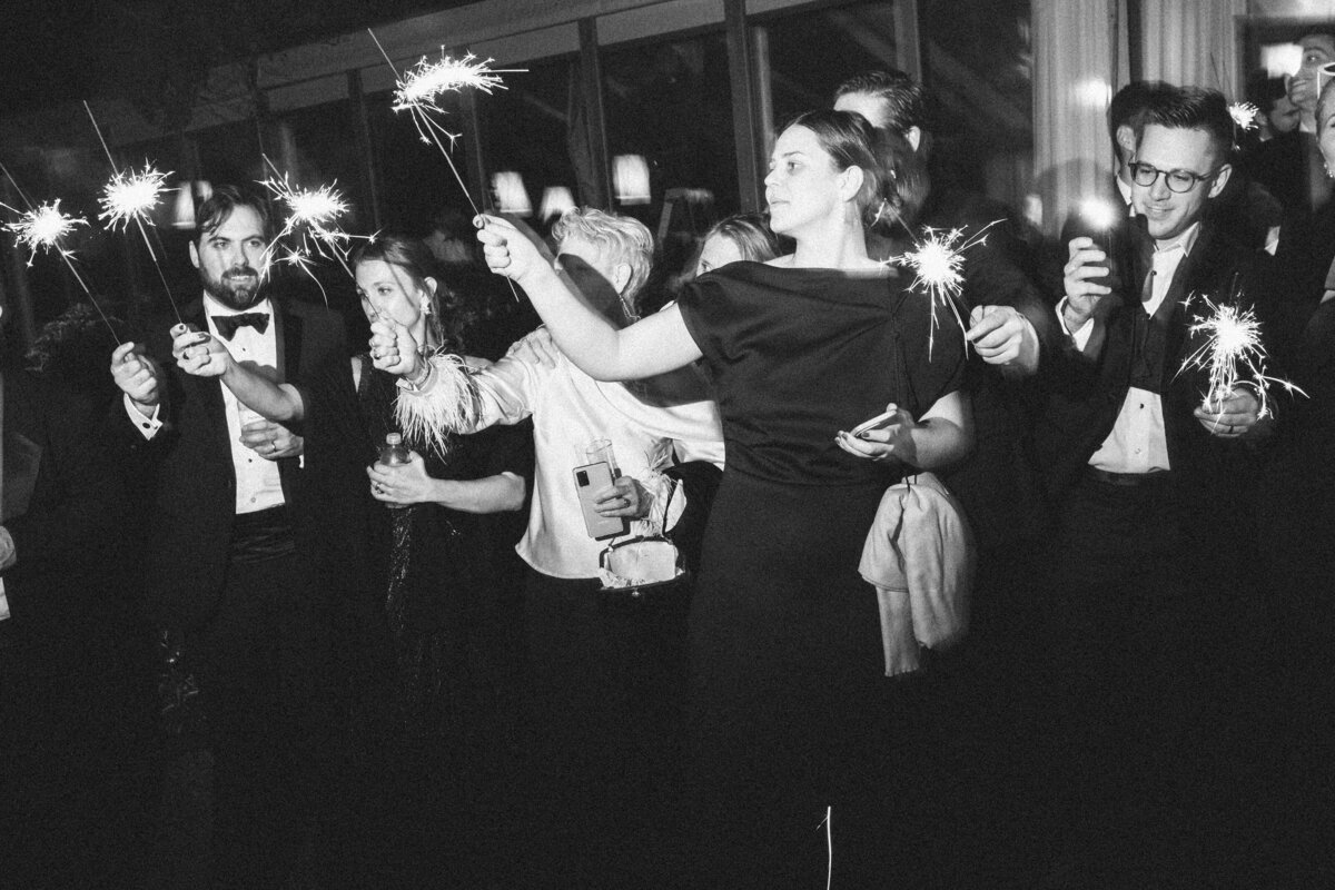2312-emma-tristan-wedding-charleston-lowndes-grove-1156