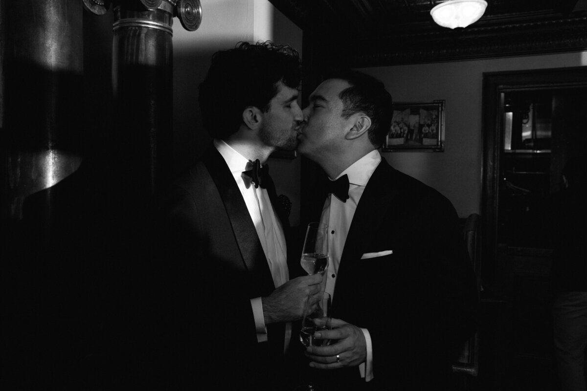 2022_manhattan-romantic-winter-gay-wedding-adam-griffin-photo-54
