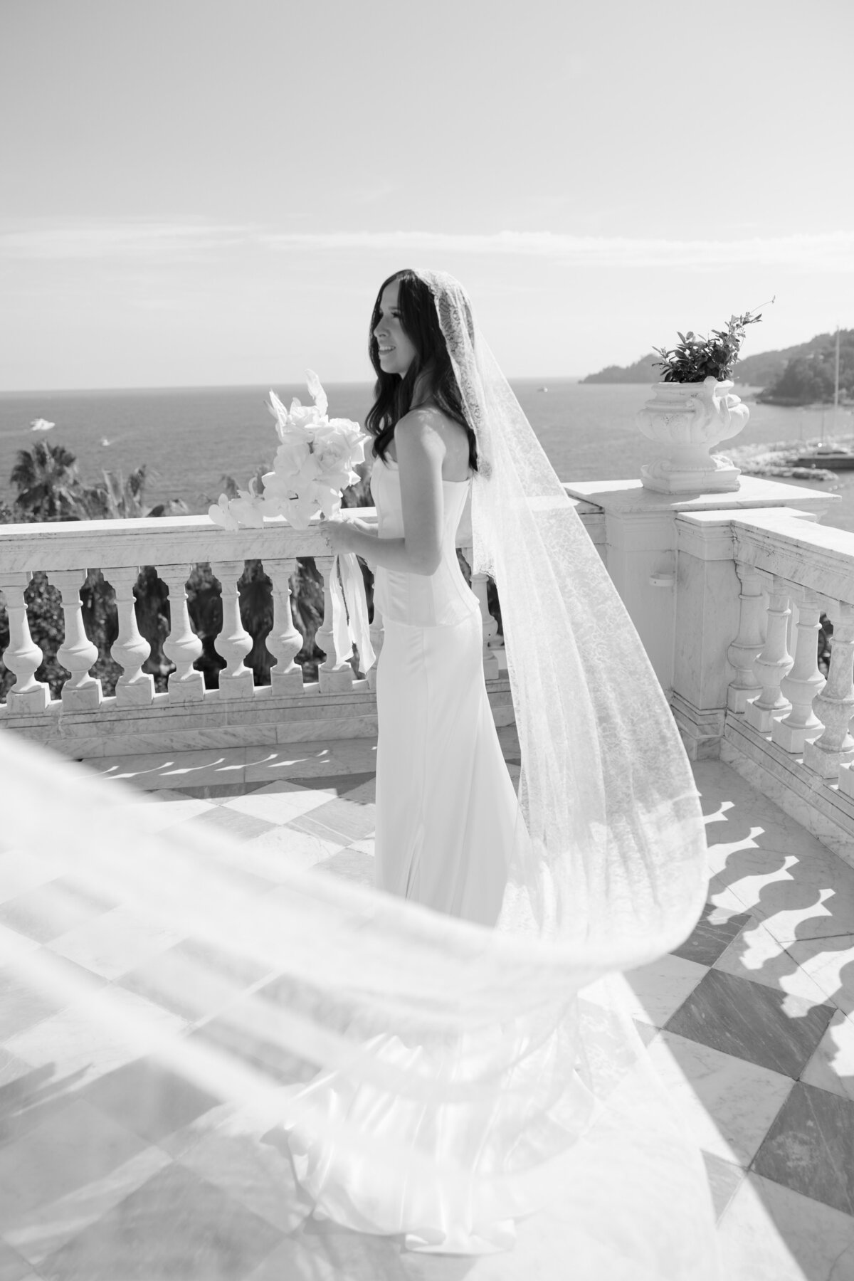 Cacie_Carroll@CacieCarrollPhotography_KriziaandNick_WeddingDayatVillaDurazzo_SantaMargheritaItaly-217