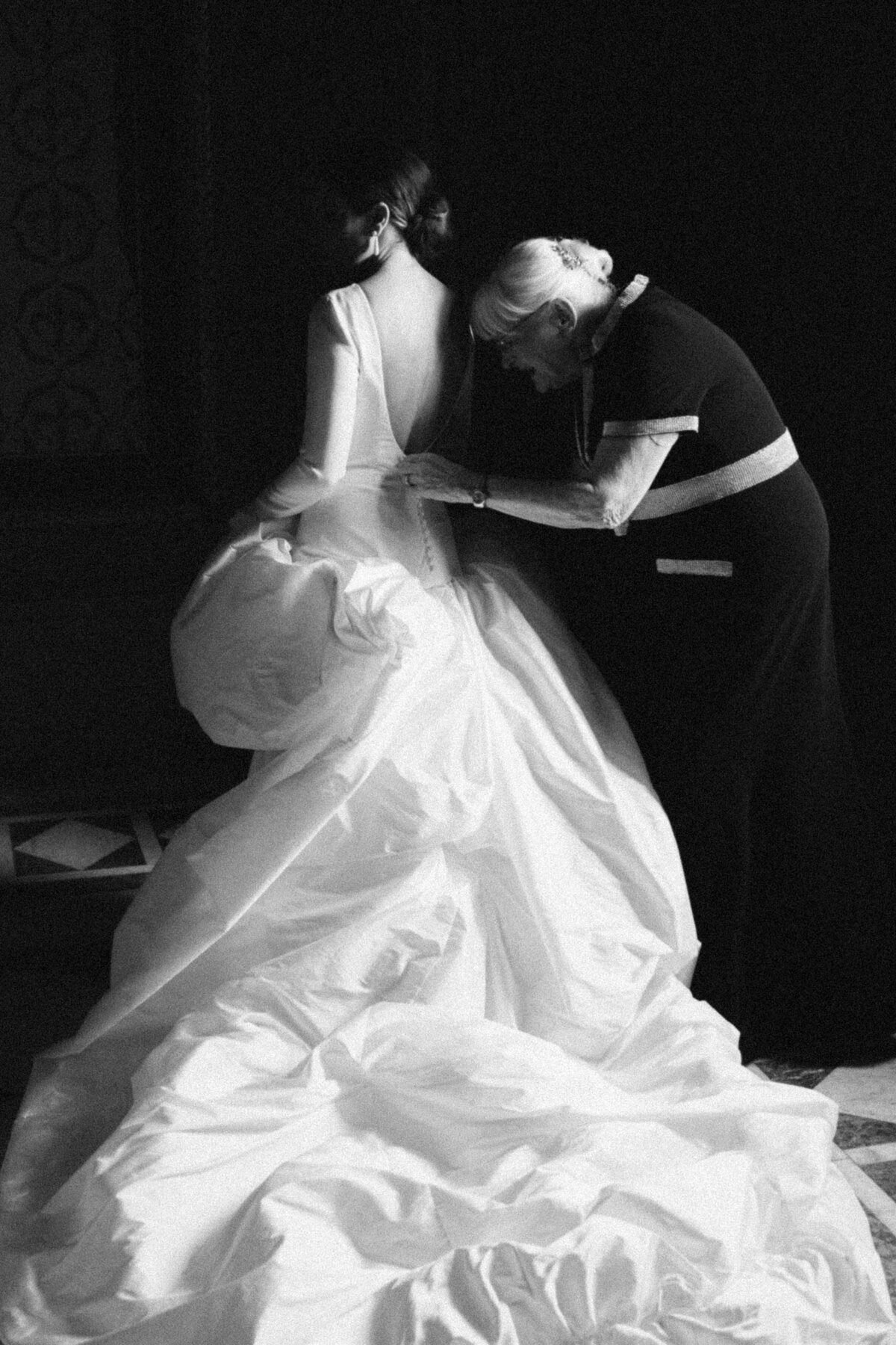 Elizabeth_Arman_Teasers_10