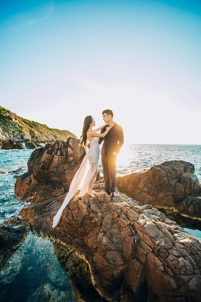 ocean side wedding