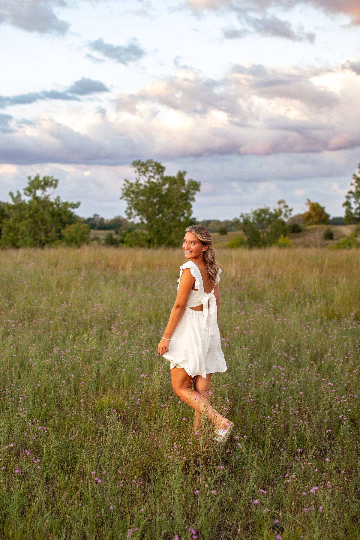 Brighton-michigan-senior-portrait-photographer-anadalai-photography