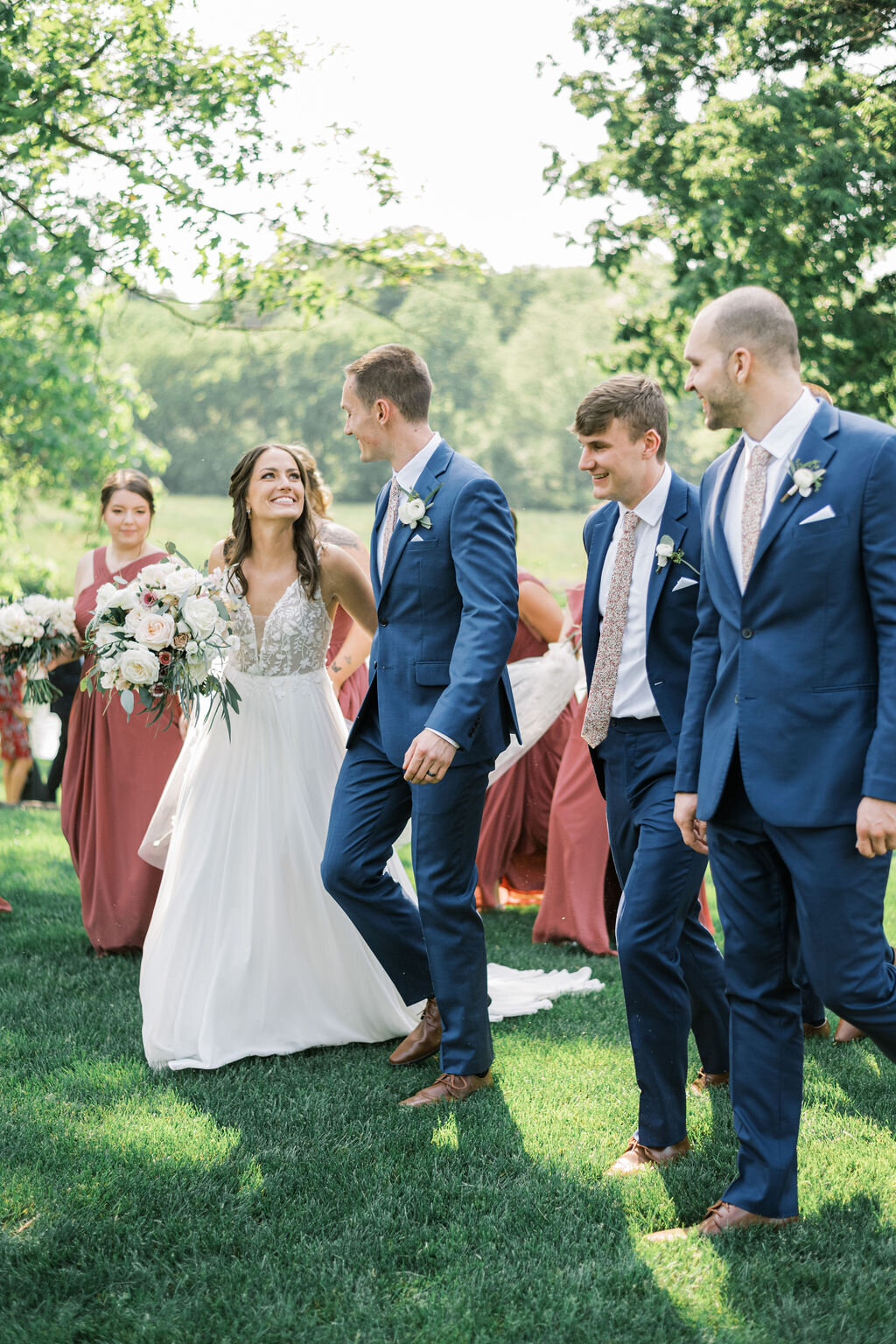 Eagle's Ridge Farm Summer Wedding | Adela Antal Photography