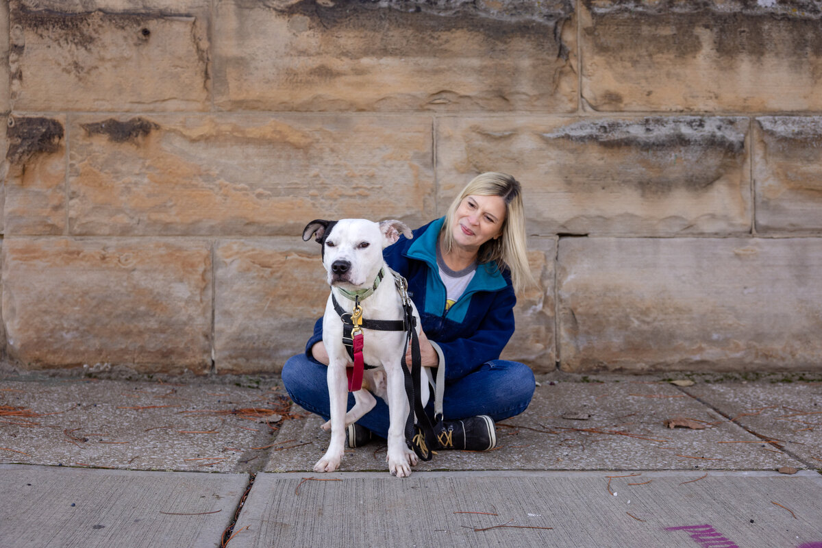 Pet photos outdoors Cleveland Ohio-2395