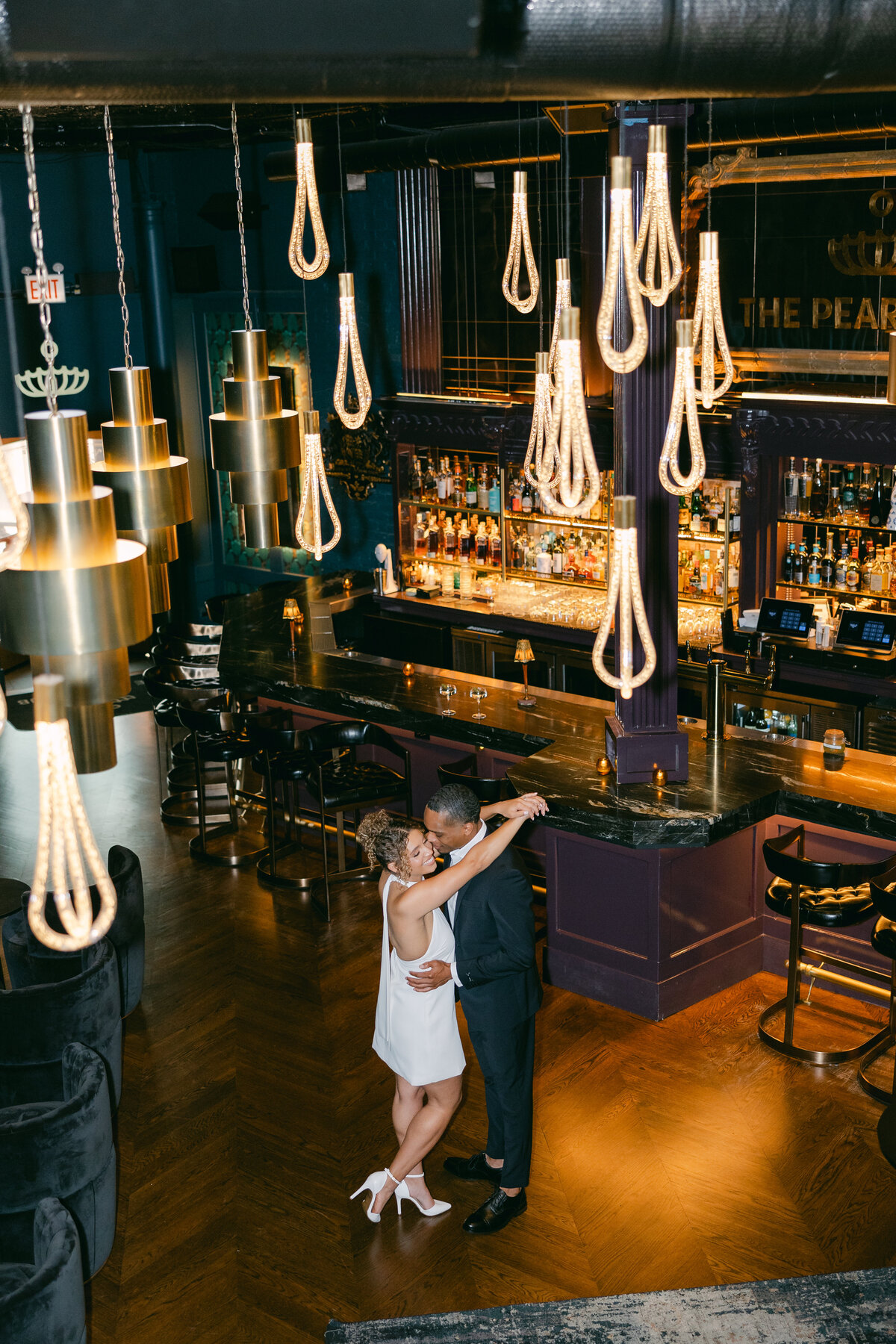 4Z2A1026pearl-club-engagment-seeion-editorial-0
