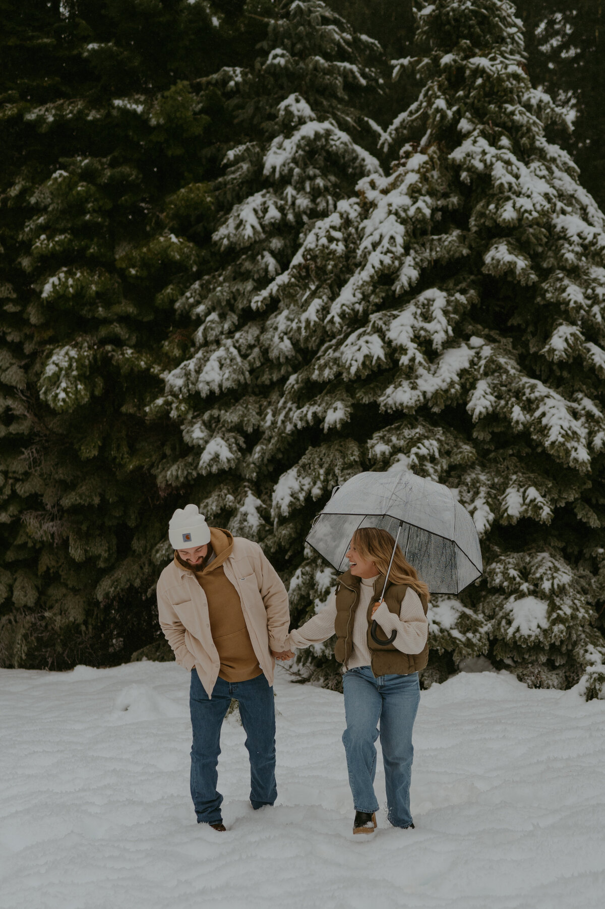 Oregon-Snow-engagement-photos-1