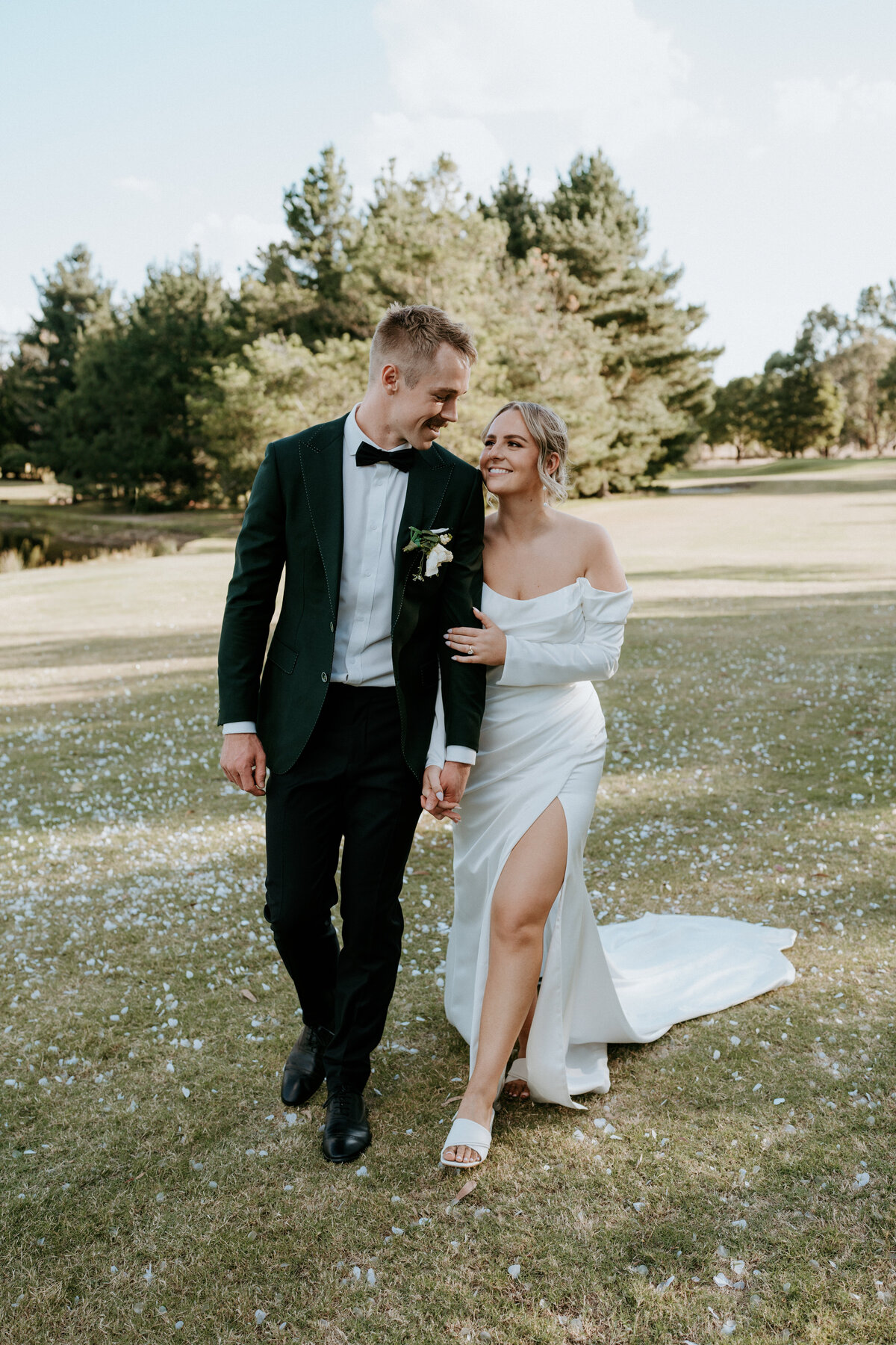 2024-03-09-Nadine + Patrick McKenna Wedding Lawson Lodge Macedon Sneak Peeks Daisy + Pine-070