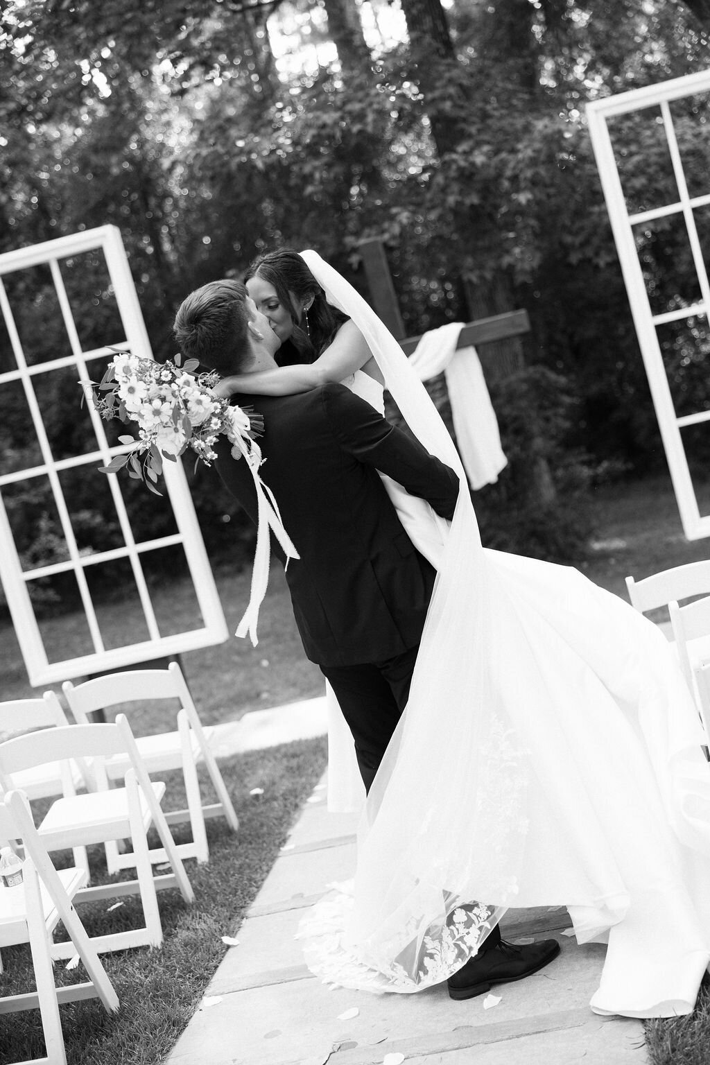 Melanie&Karson'sWeddingatTheMeekermarkHoustonTX-687