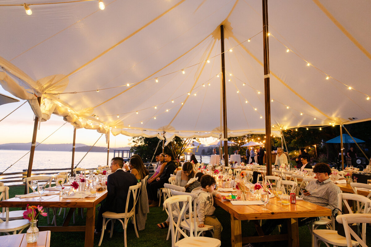 Hope-Island-Beach-Club-Wedding-LaConner_Caylie-Mash-Photography_892