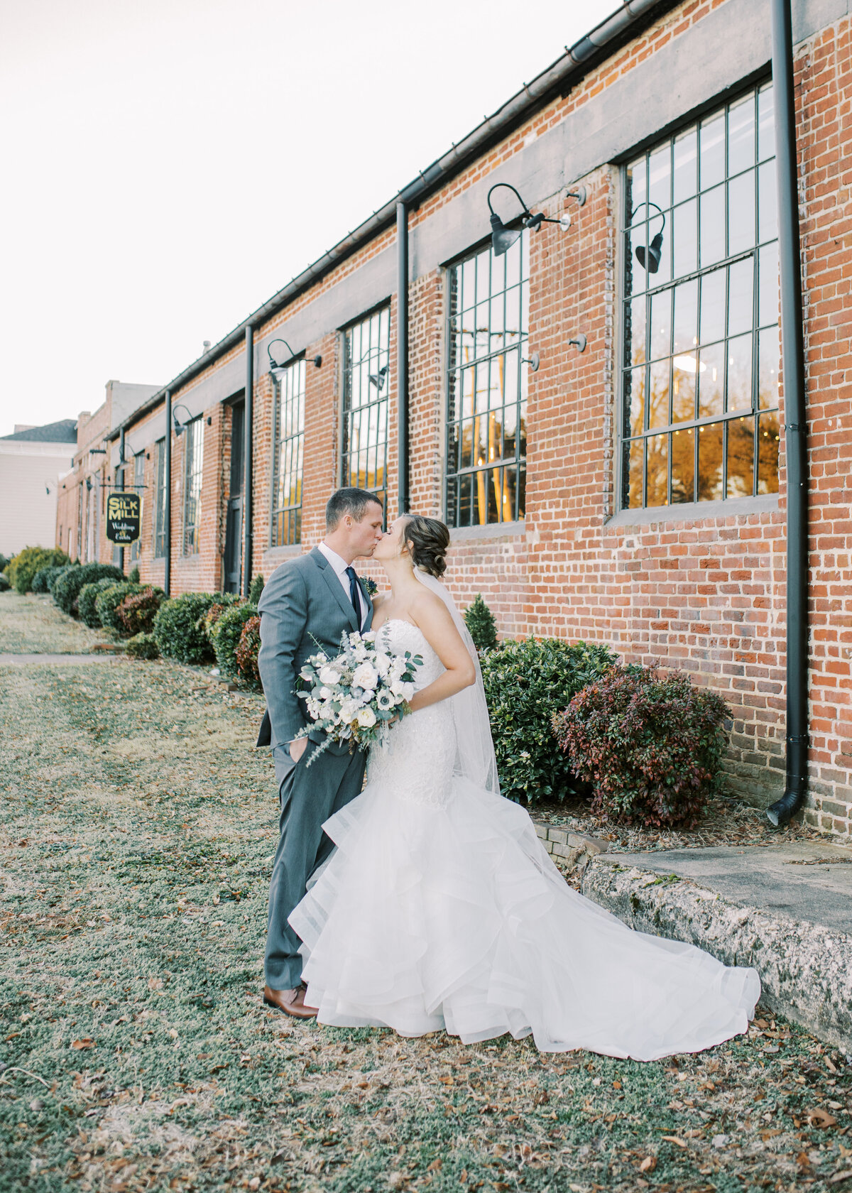 The-Silk-Mill-Fredericksburg-Virginia-Wedding-Photographer-27