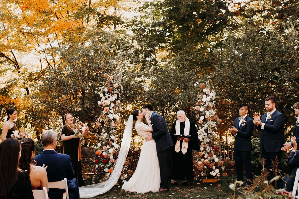 Sarah-and-John-New-England-Wedding-15
