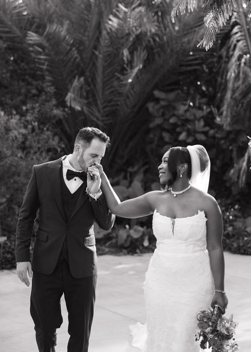 meagan-hilss-events-couple-reception-entrance