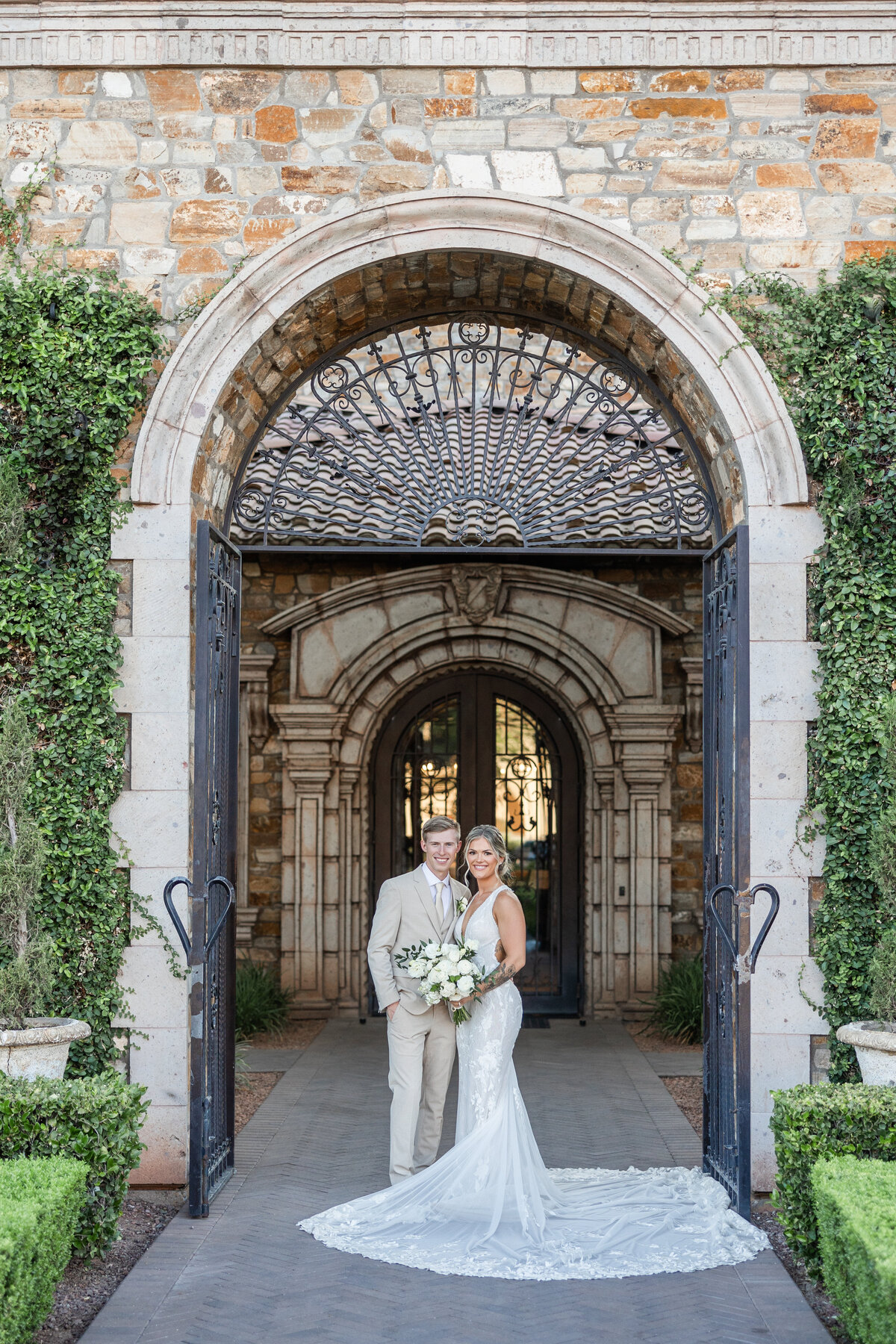 Villa Sienna Romantic Wedding1