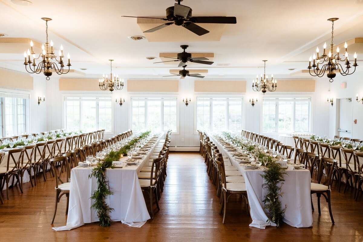 wedding reception long tables catskills wedding planner carey institute wedding canvas weddings