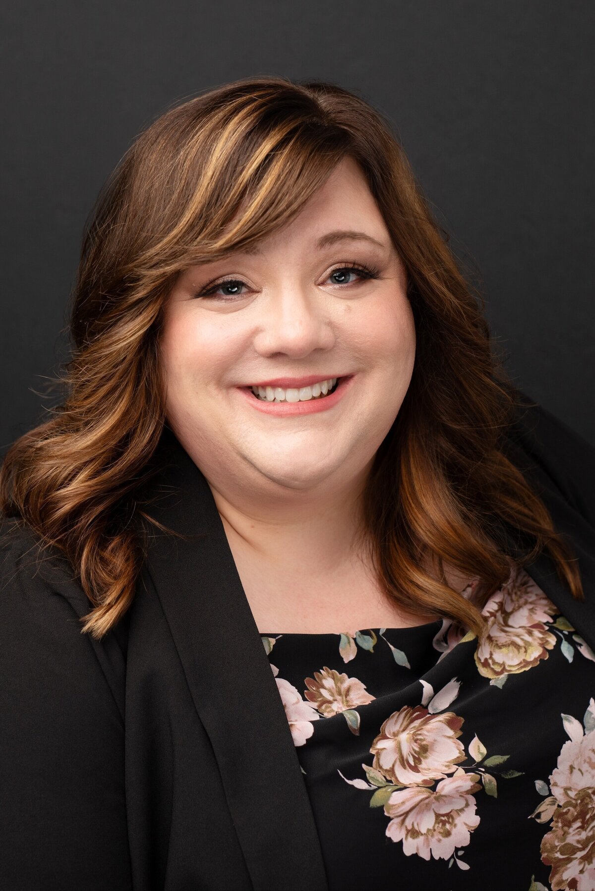 Eliza-Porter-Photography-Eau-Claire-Wisconsin-Professional-Headshots-Studio-Portraits-Photographer-Edit-2