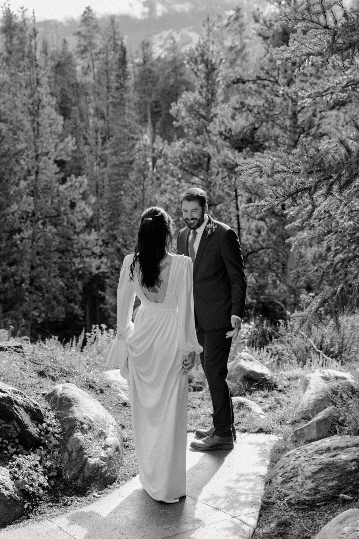 Rachel-Aaron-SNEAKS-10