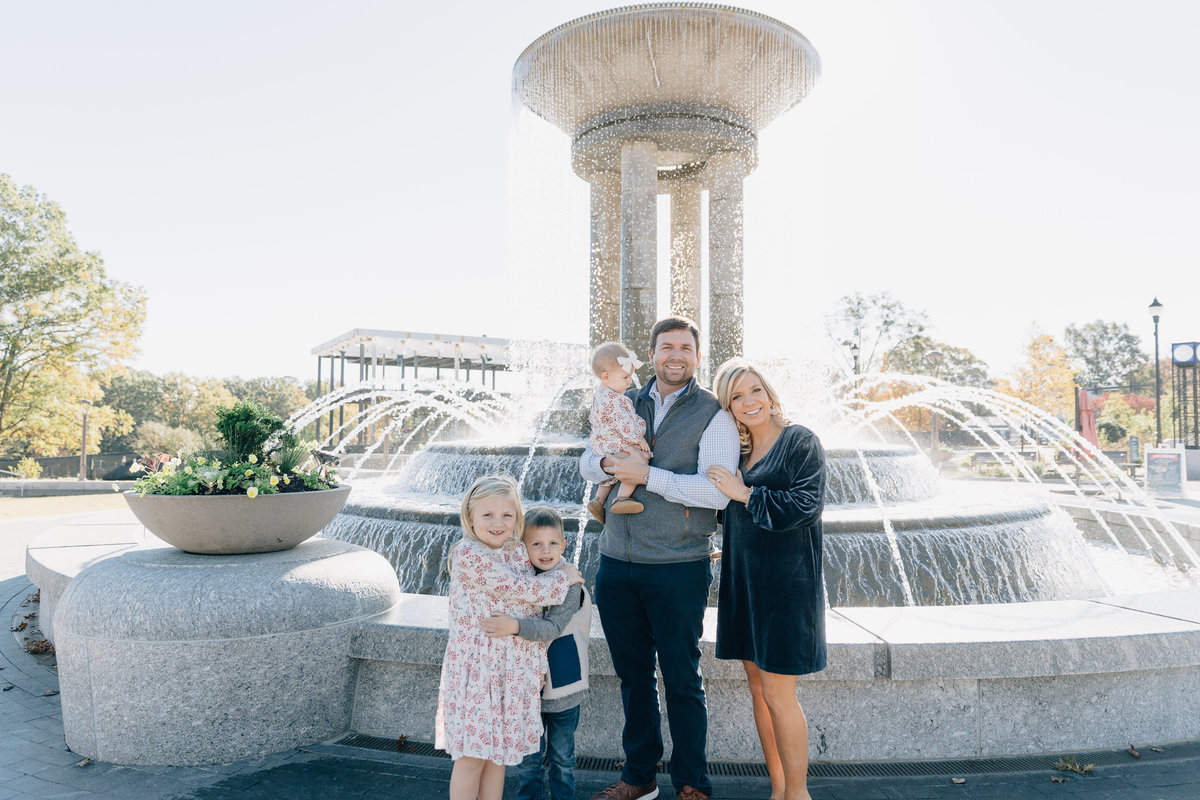 family-photos-in-downtown-cary-NC-4304