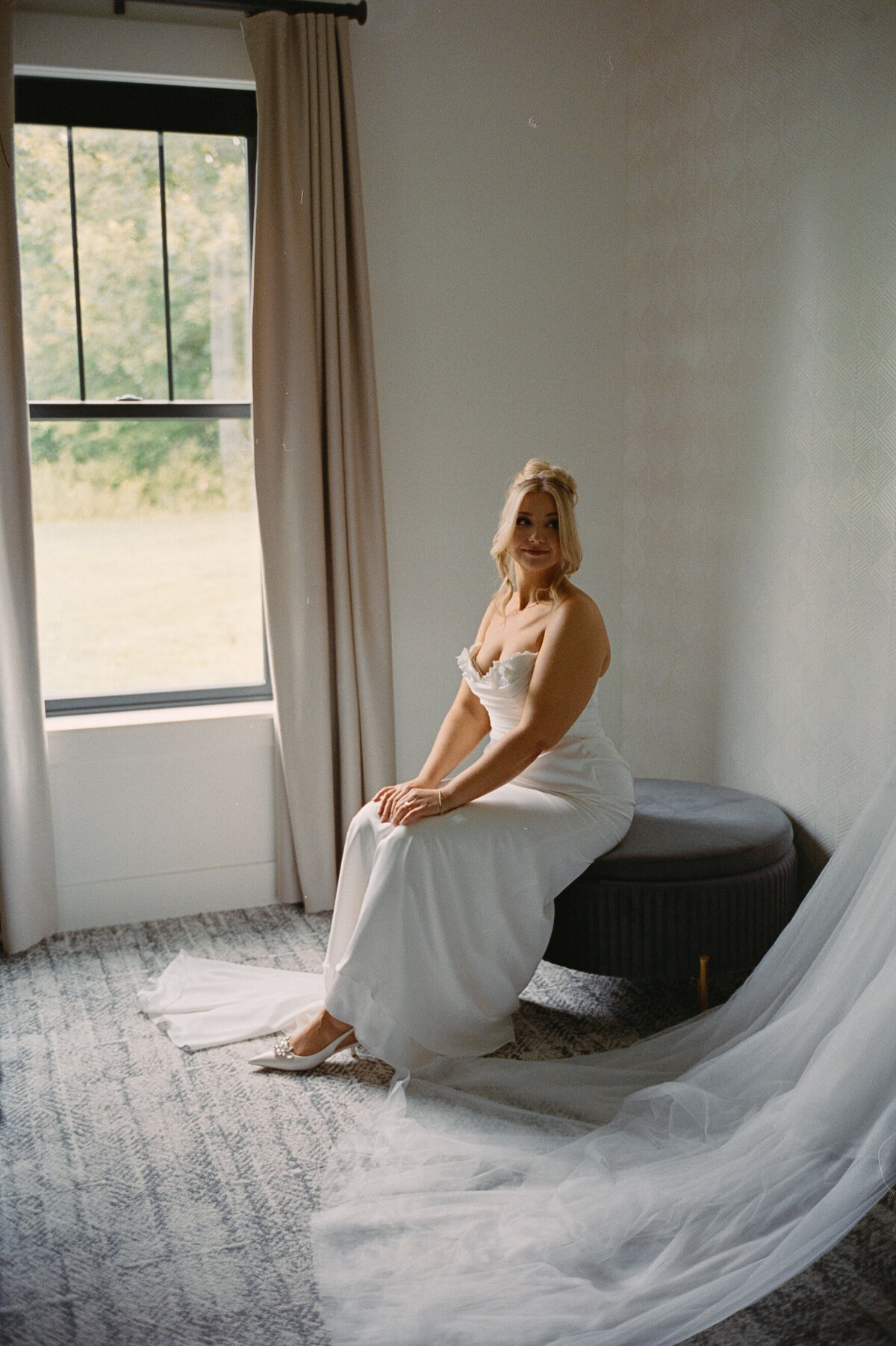 Venue-Bella-Giornata-Wedding-on-film-28
