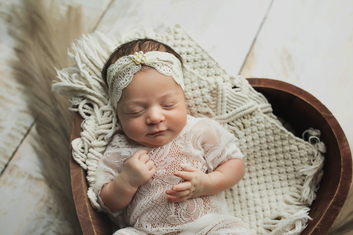 unique newborn photography Austin