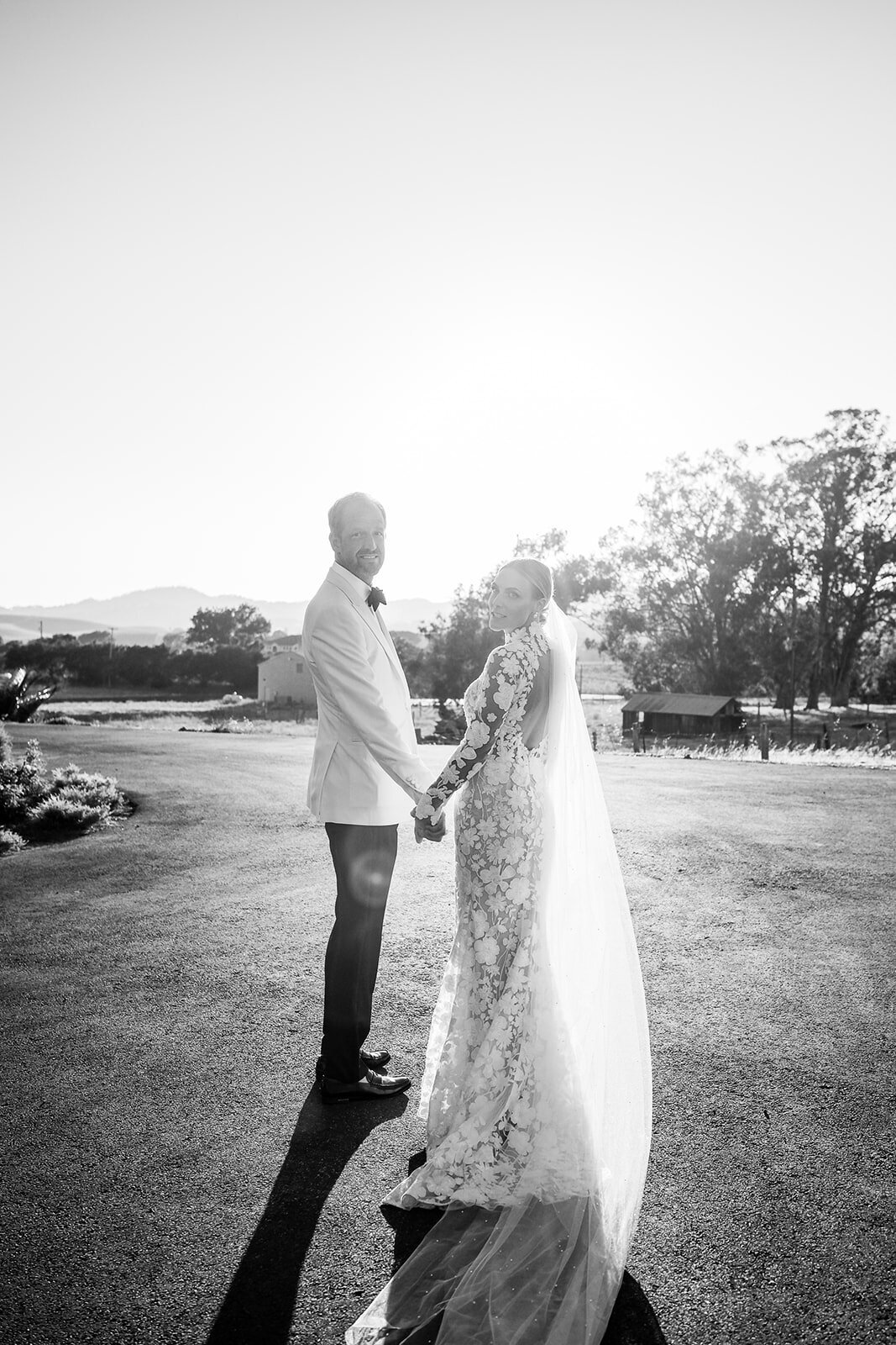 Napa-Carneros-resort-wedding-photography-wedding-classic-blackandwhite-churchwedding-wedding-thedejaureguis-069