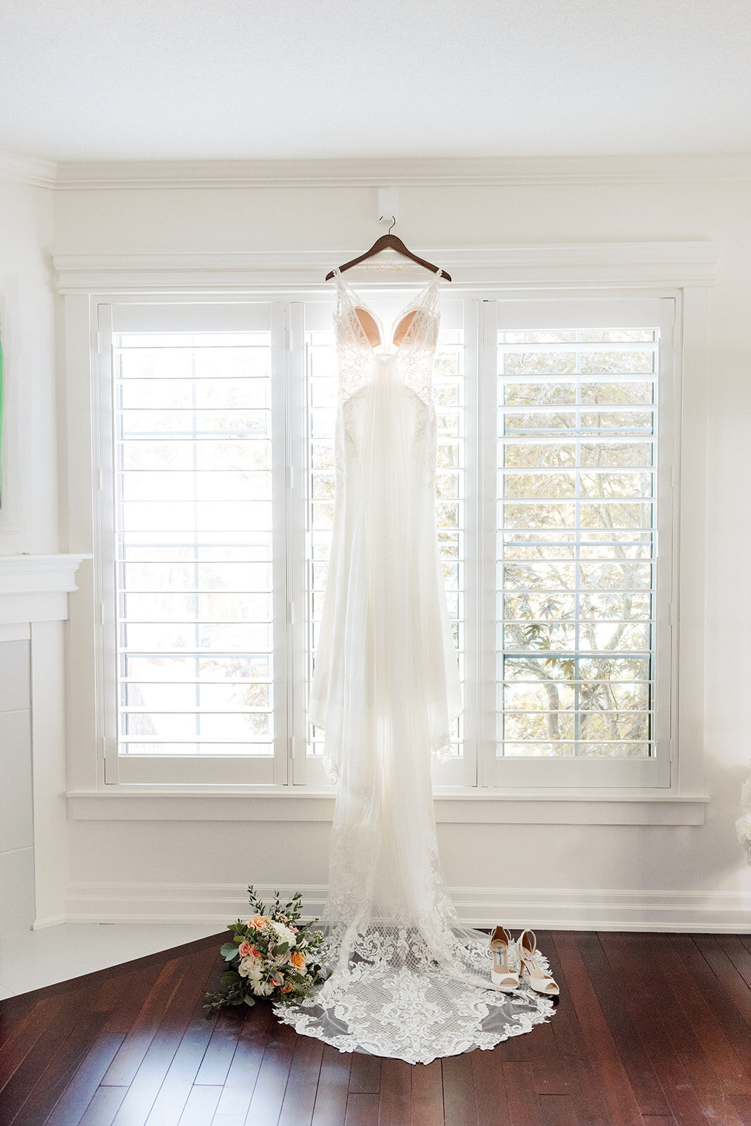 Emily and Dan - St. Catharines Wedding - Photos by Split Rail Studios0078
