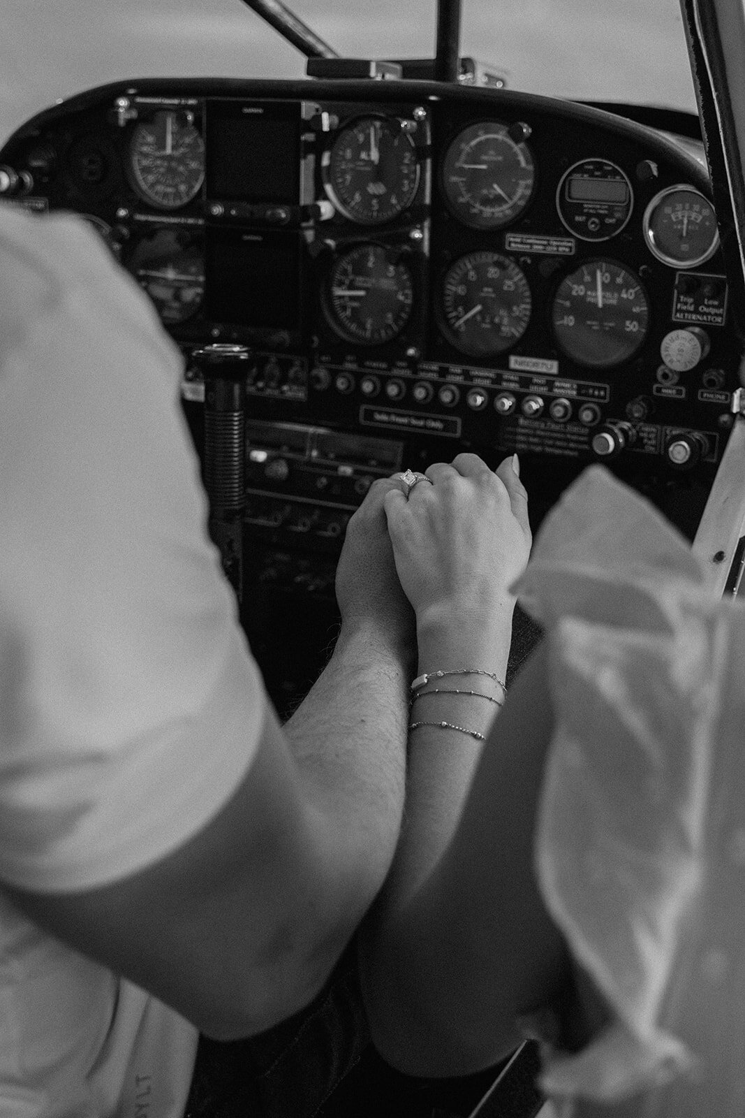 macie-chase-plane-engagement-session-miami-72_websize