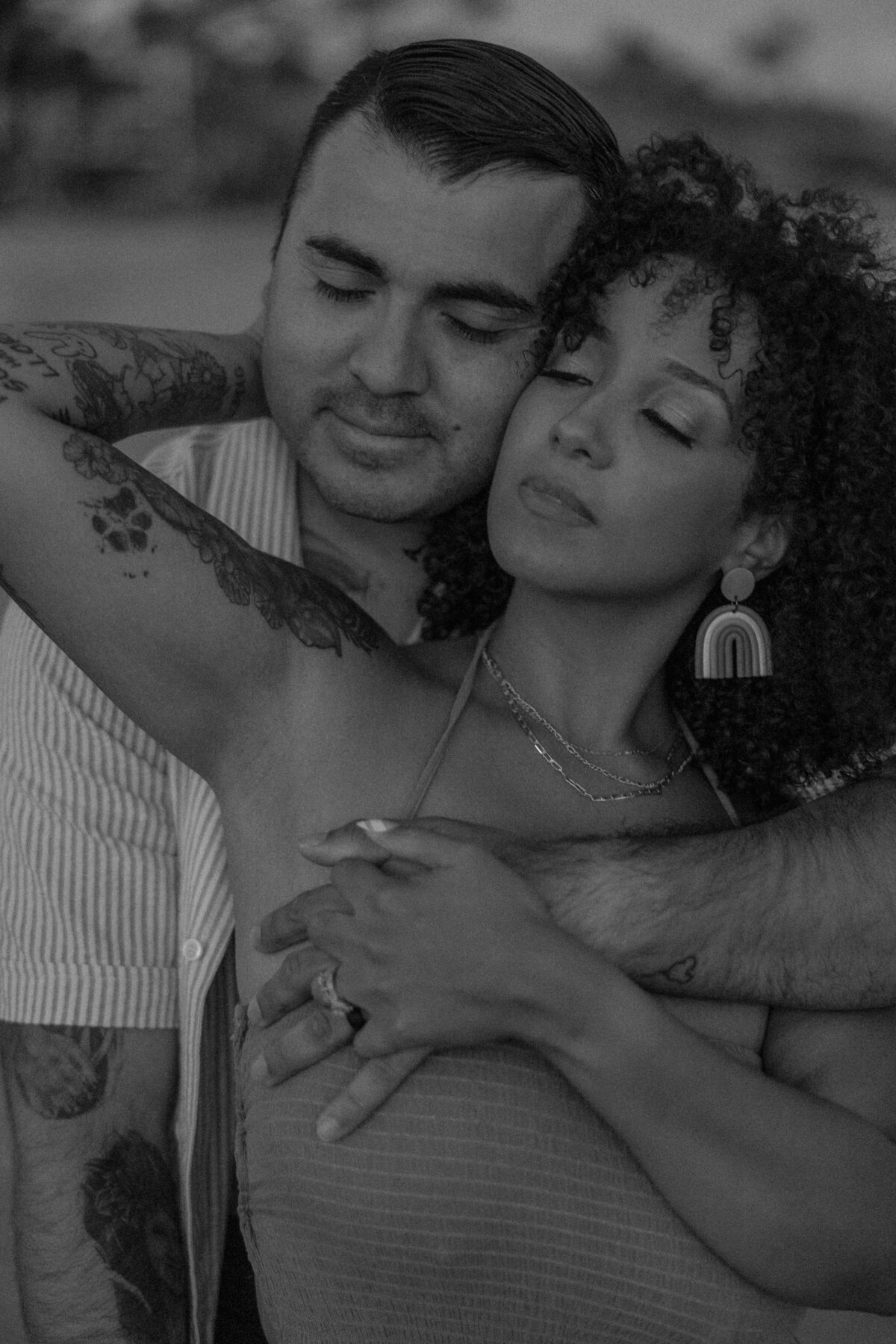 Kahala-Beach-Couples-Photos-17