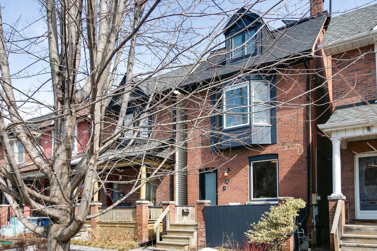 2-web-or-mls-1_003_Exterior Front