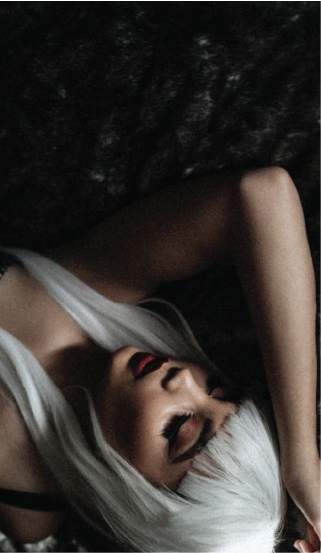 woman-with-blonde-hair_1