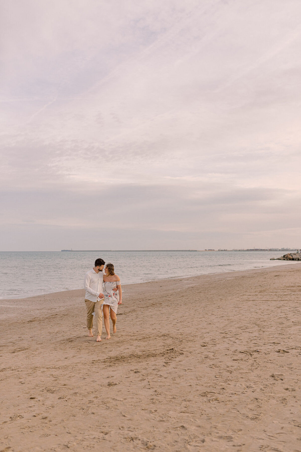 Patacona-Beach-Engagament-Couple-Photos-017
