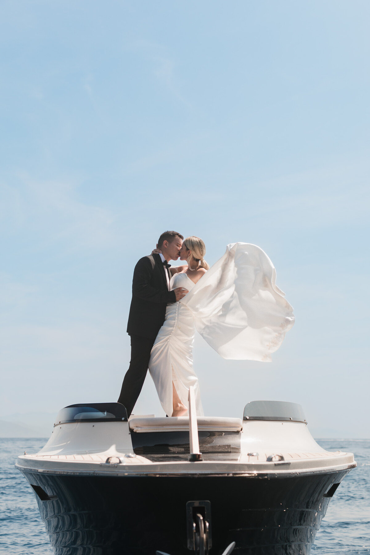 Destination elopement photographer and planner.  Specializing in all inclusive elopement packages. 